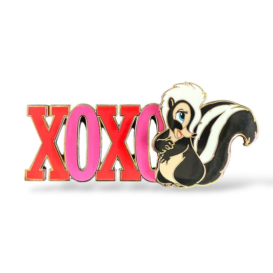 DSSH XOXO Valentine's Day Flower Pin