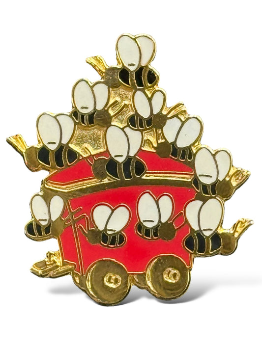 Cast Lanyard Winnie The Pooh Golden Vehicles Bees Hidden Mickey Pin