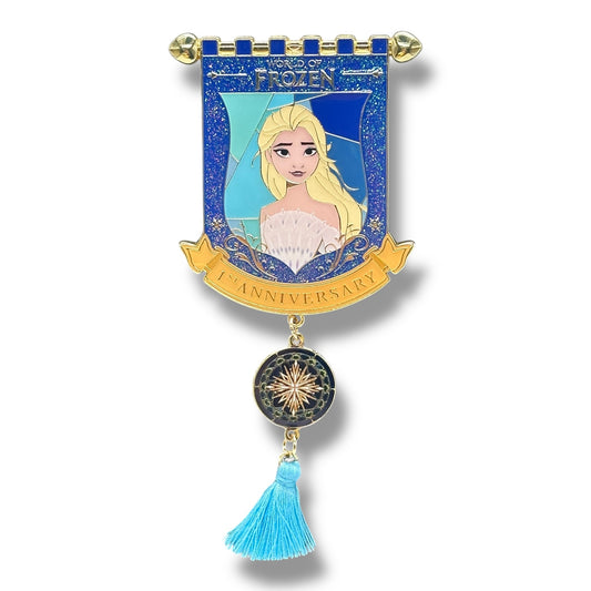 HKDL 1st Anniversary World of Frozen Banner Crest Box Set