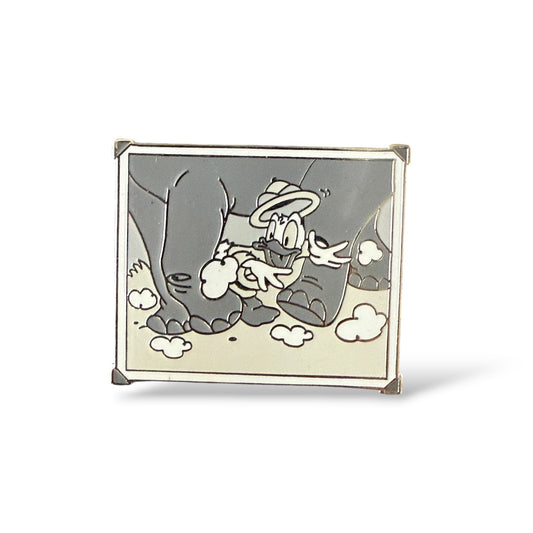Cast Lanyard Safari Snapshots Donald and Elephant Hidden Mickey Pin