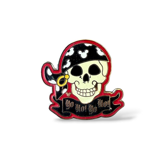 Cast Lanyard Pirate Skulls Yo Ho! Yo Ho! Hidden Mickey Pin