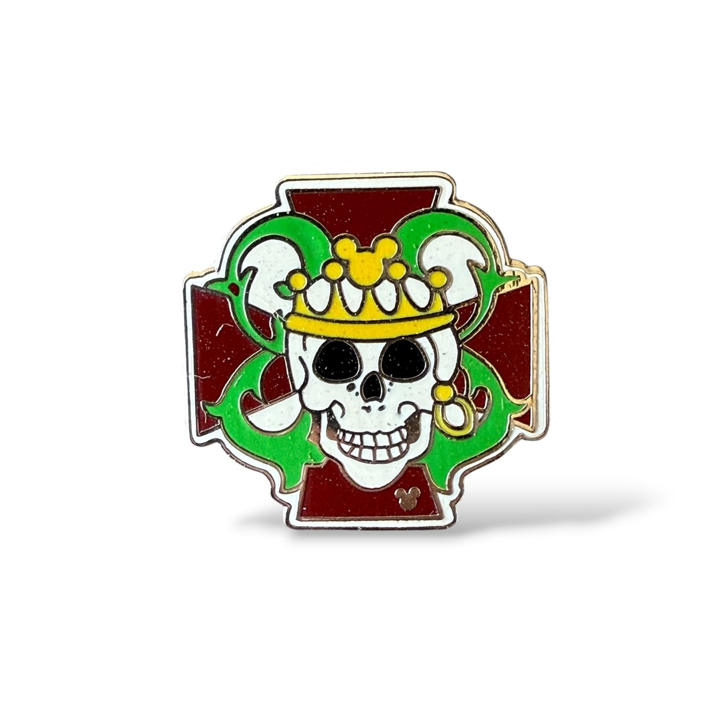 Cast Lanyard Pirate Skulls King Hidden Mickey Pin