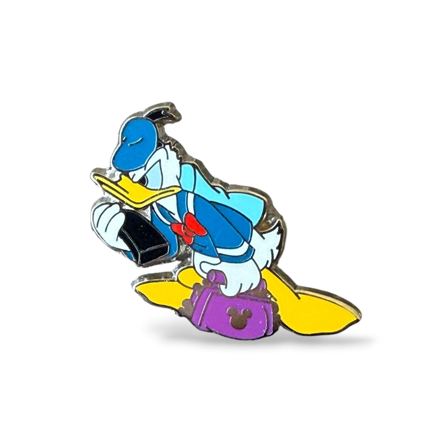 Cast Lanyard Pin Traders Statues Angry Donald Duck Hidden Mickey Pin