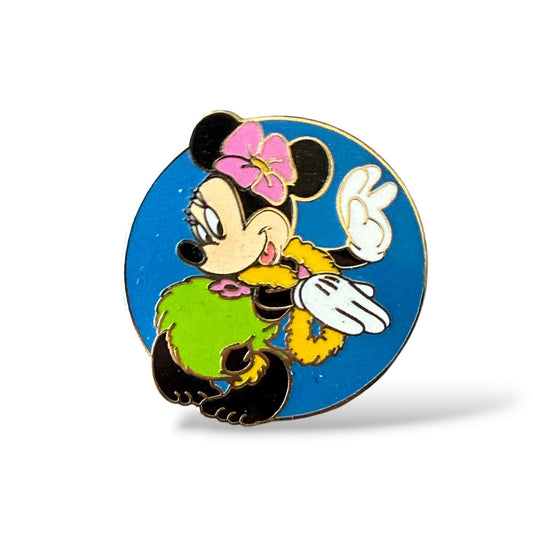 Cast Lanyard Miscellaneous Characters Hula Minnie Hidden Mickey Pin