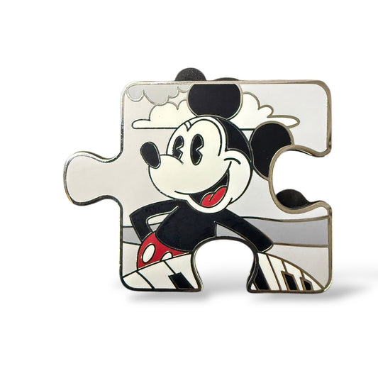 Disney Parks Piano Character Connection Mystery Mickey Chaser Pin