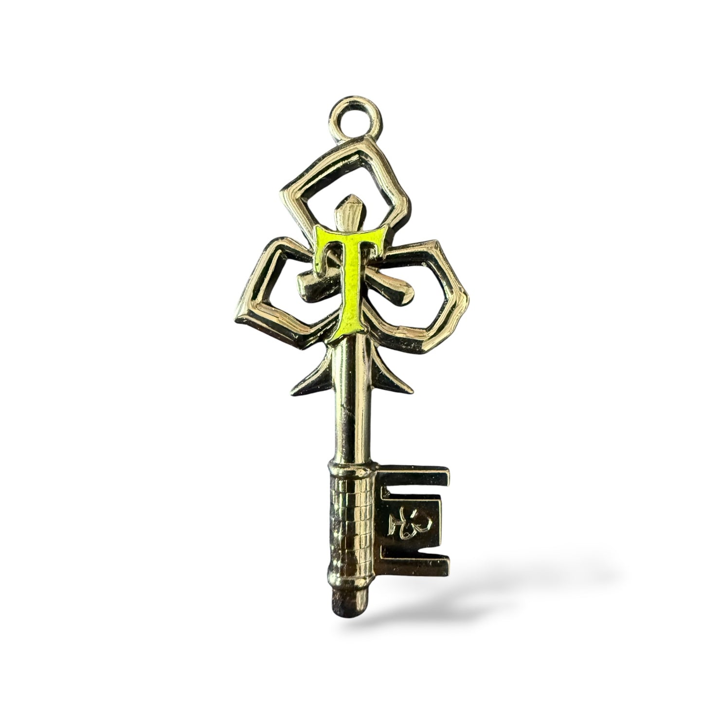 DLR Mad T Party Black Club Key Pin