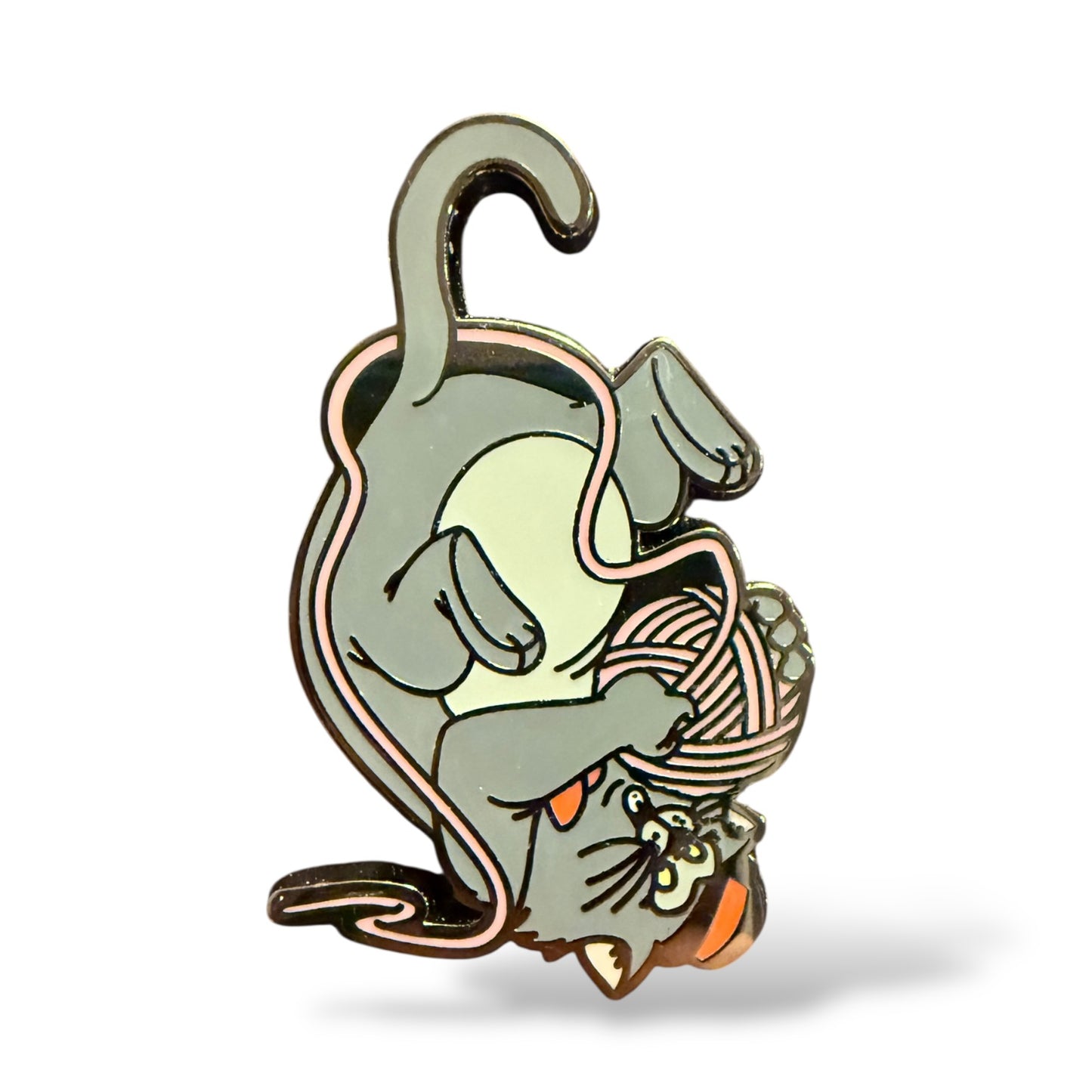 Loungefly Yarn Cats Mystery Scat Cat Pin