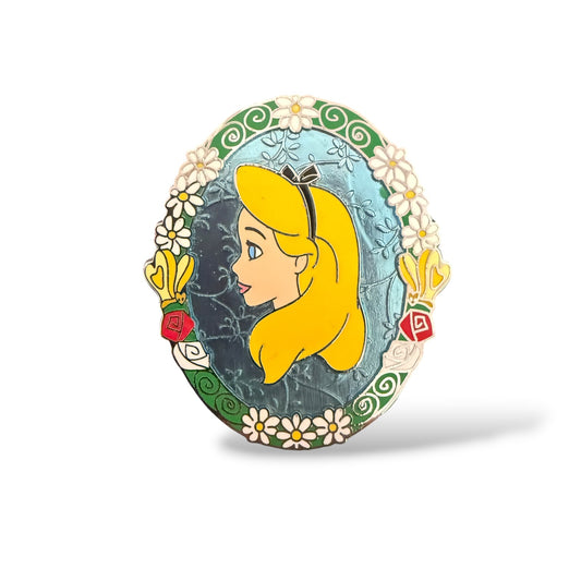 DLR Cameos With Character Annual Passholder Alice Pin
