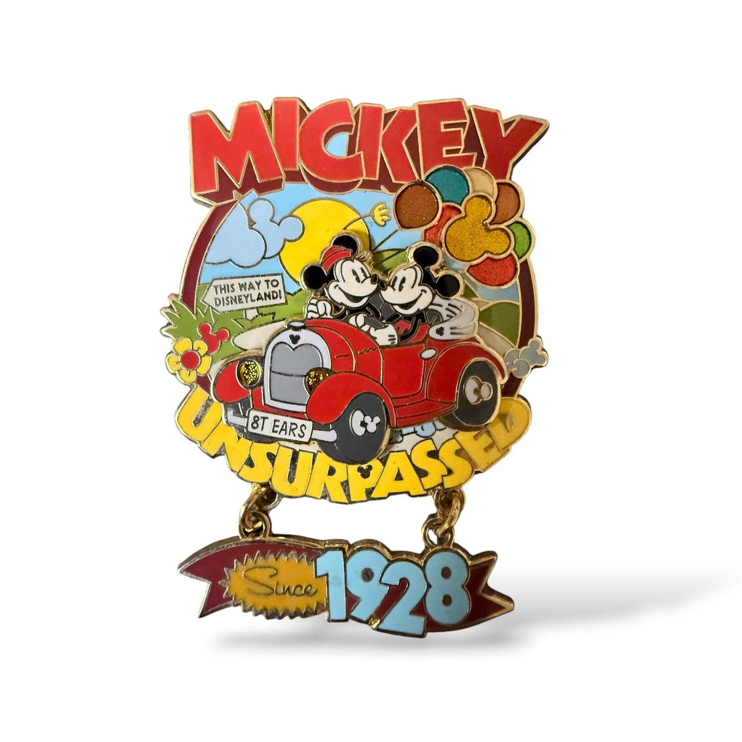 DLR Passholder Exclusive Mickey and Minnie Celebrating 80 Years Unsurpassed Dangle Pin