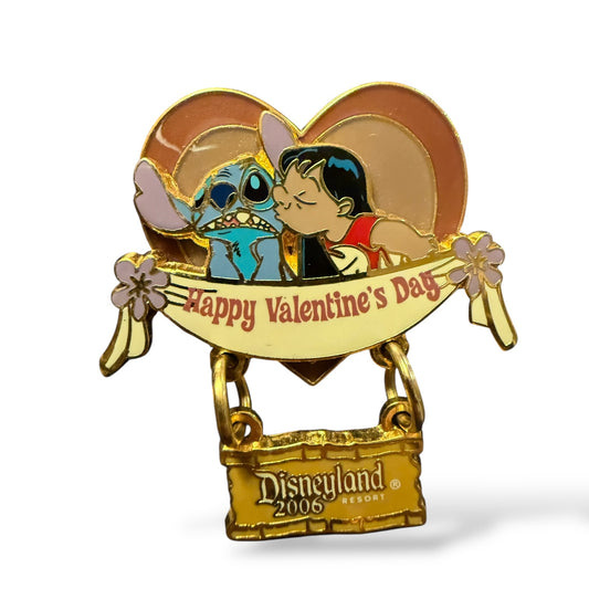 DLR Valentine's Day 2006 Lilo & Stitch Pin