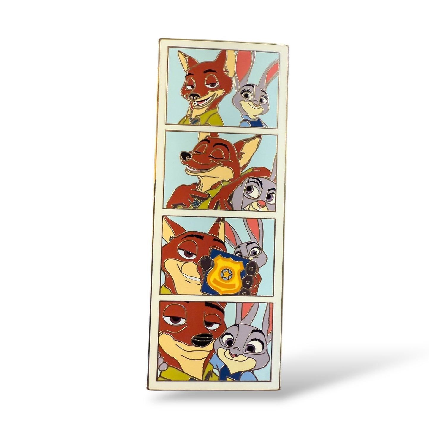 DSSH Photo Booth Nick Wilde and Judy Hopps Pin