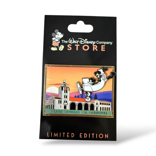 DEC Grand Central Air Terminal Mickey and Minnie Pin