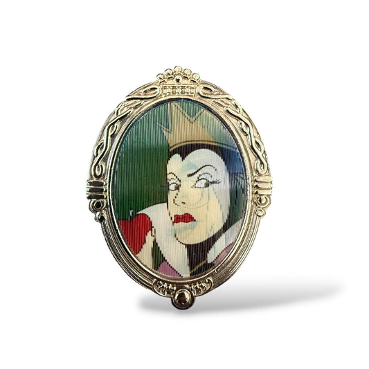 DLR Disney Divas Villain Event Lenticular Evil Queen Pin