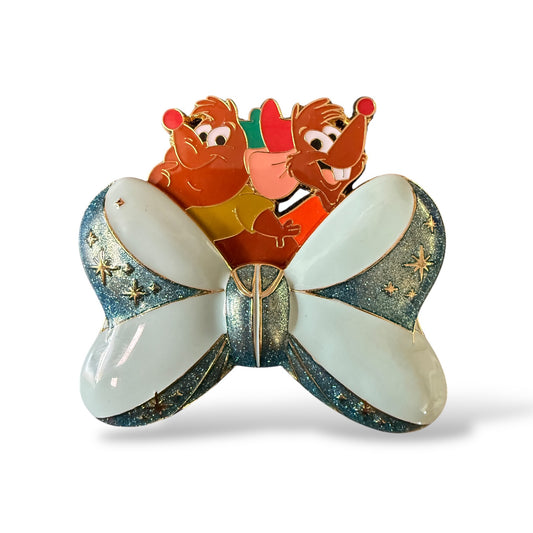DSSH Bow Gus and Jac Cinderella Pin