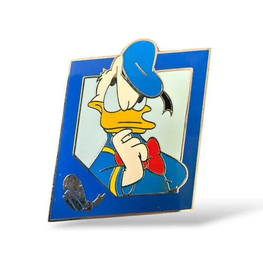 Disney Parks Mickey and Friends Deluxe Lanyard Starter Donald Pin