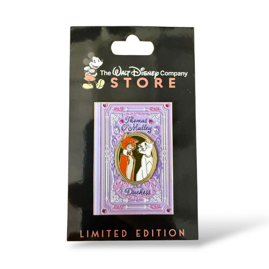 DEC Romantic Novels Series Thomas O'Malley and Duchess Pin