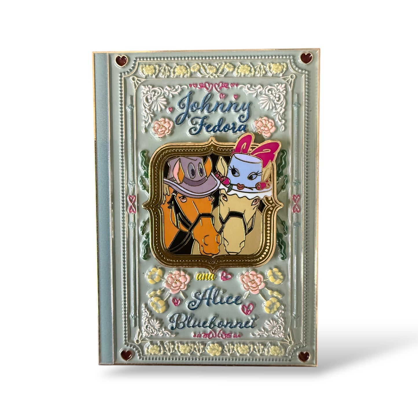 DEC Romantic Novels Series Johnny Fedora and Alice Bluebonnet Pin