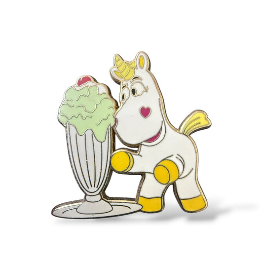 DSSH Pin Trader Delight Buttercup Pin