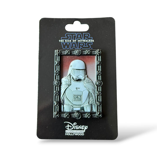 DSSH Star Wars The Rise of Skywalker Snowtrooper Pin