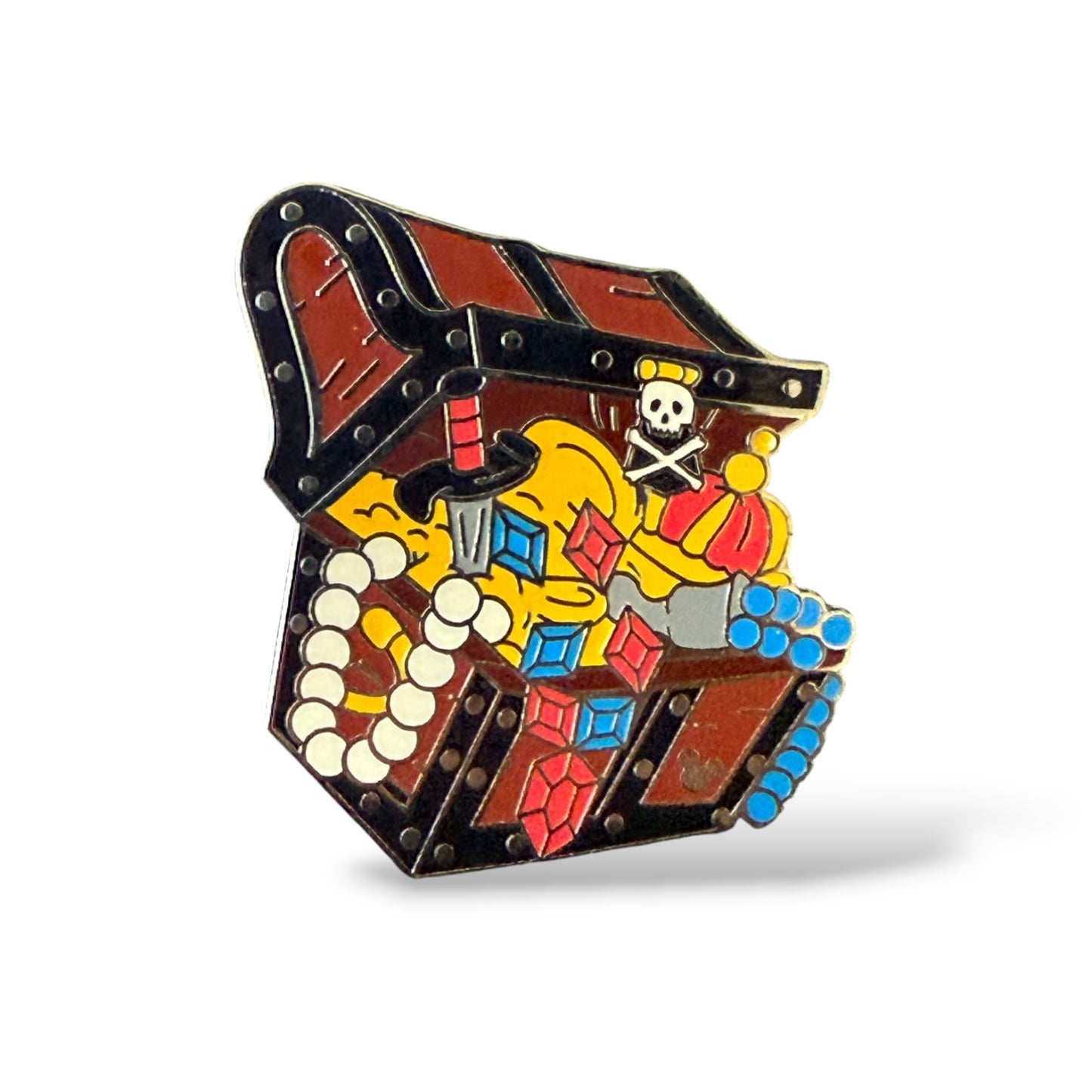 Cast Lanyard Pirates of The Caribbean Treasure Chest Hidden Mickey Pin