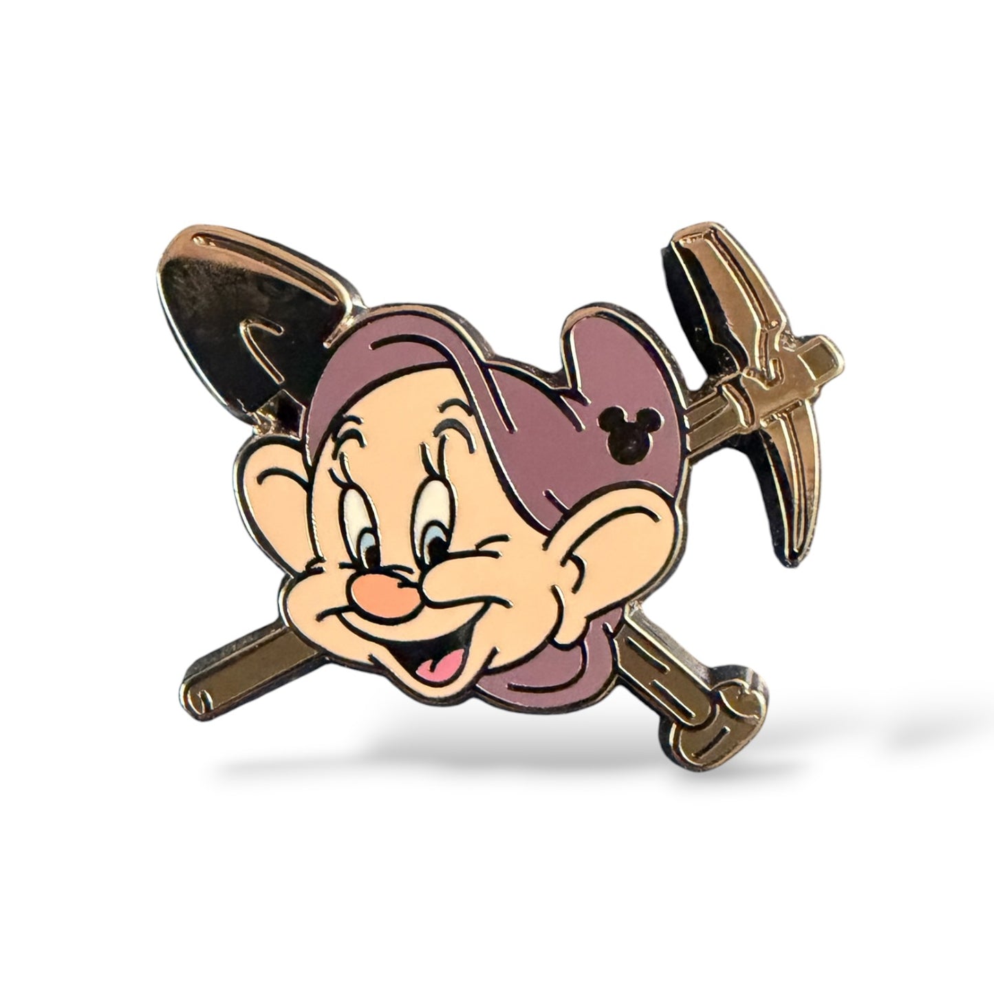 Cast Lanyard Seven Dwarfs Dopey Hidden Mickey Pin