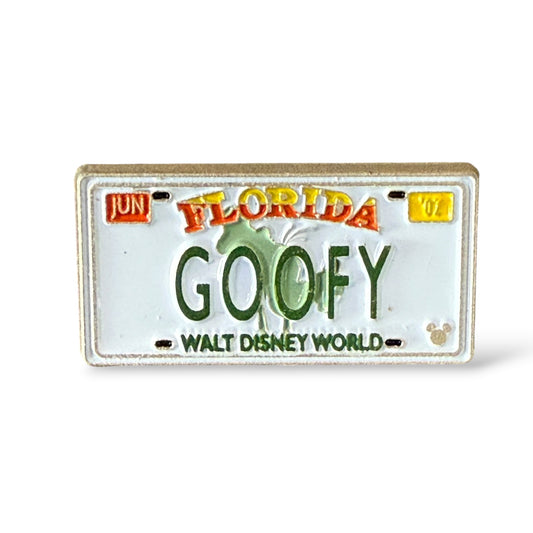 Cast Lanyard Florida License Plates Goofy with Icon Hidden Mickey Pin