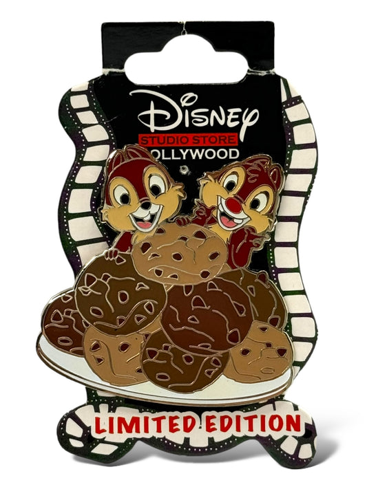 DSSH Pun Pin Chip n' Dale Cookies Pin