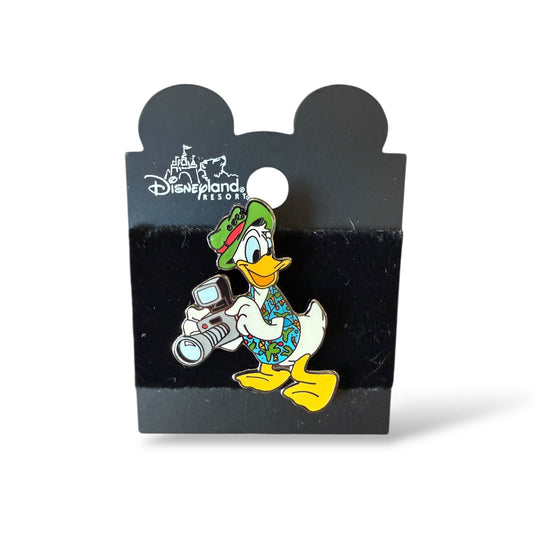 DLR Disneyland Resort Tourist Donald Pin