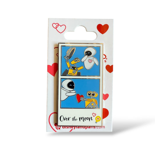 DLRP Valentine's Day Expressions of Love Wall-E and Eve Pin