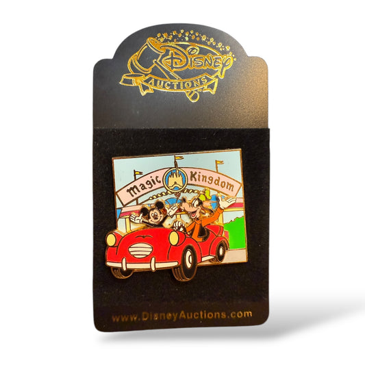 Disney Auctions Walt Disney World Exclusive Mickey and Goofy at Magic Kingdom Pin