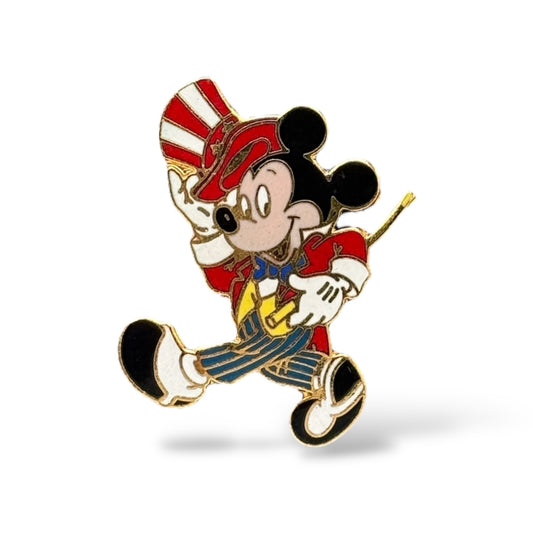 WDW Patriotic Strolling Mickey Uncle Sam Yellow Vest Pin