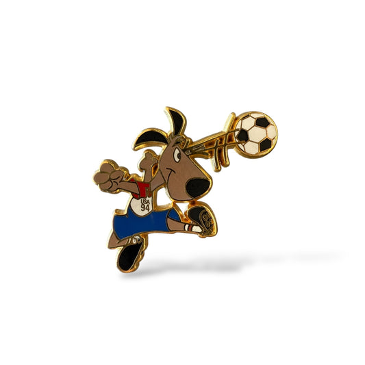 World Cup Soccer 1994 Mascot Version #2 Pin