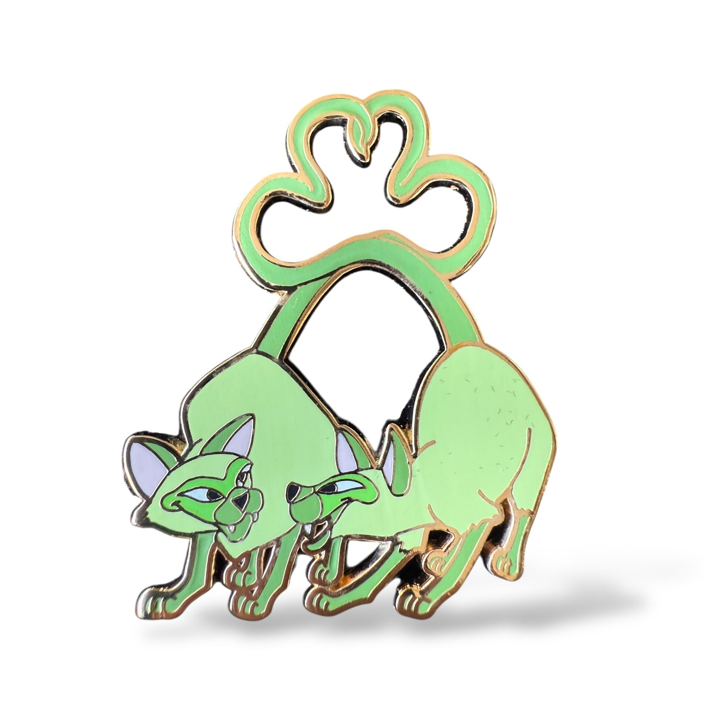 Disney Shopping Green St. Patrick's Day Si and Am Pin