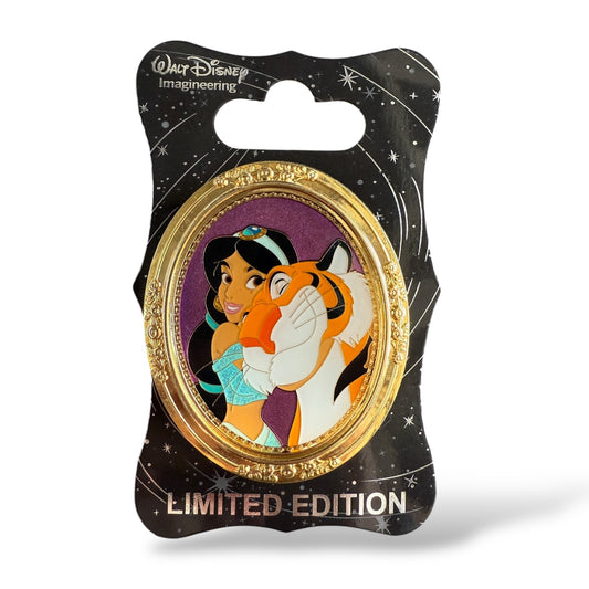 WDI Princess Gold Frame Jasmine Pin