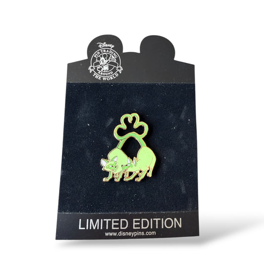 Disney Shopping Green St. Patrick's Day Si and Am Pin