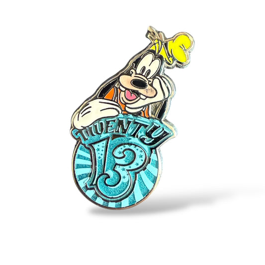 Disney Parks 2013 Mini-Pin Goofy Pin