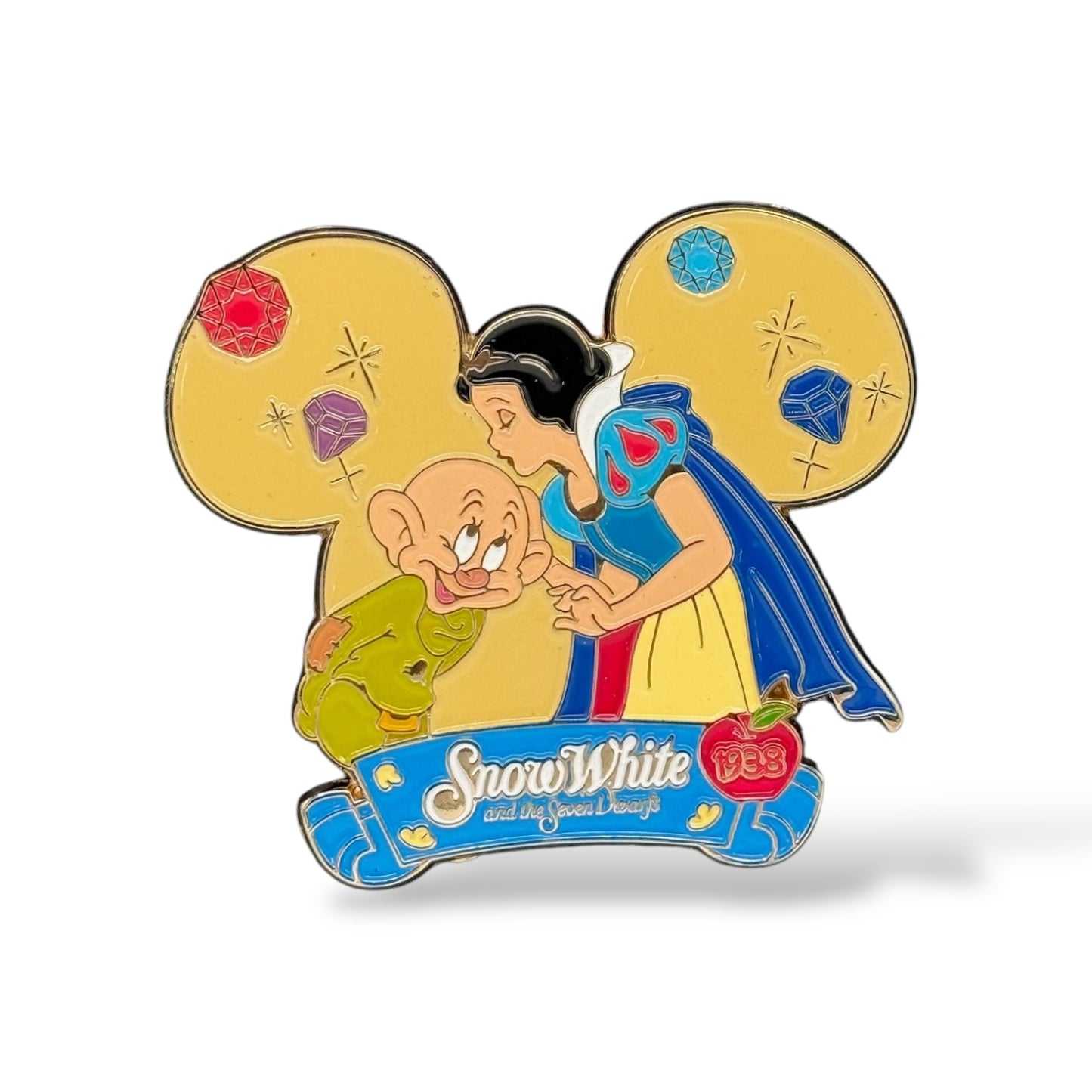 The Bradford Exchange Magical Moments Of Disney Snow White and Dopey Pin