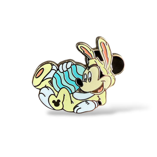 Cast Lanyard Mickey Holidays Easter Hidden Mickey Pin