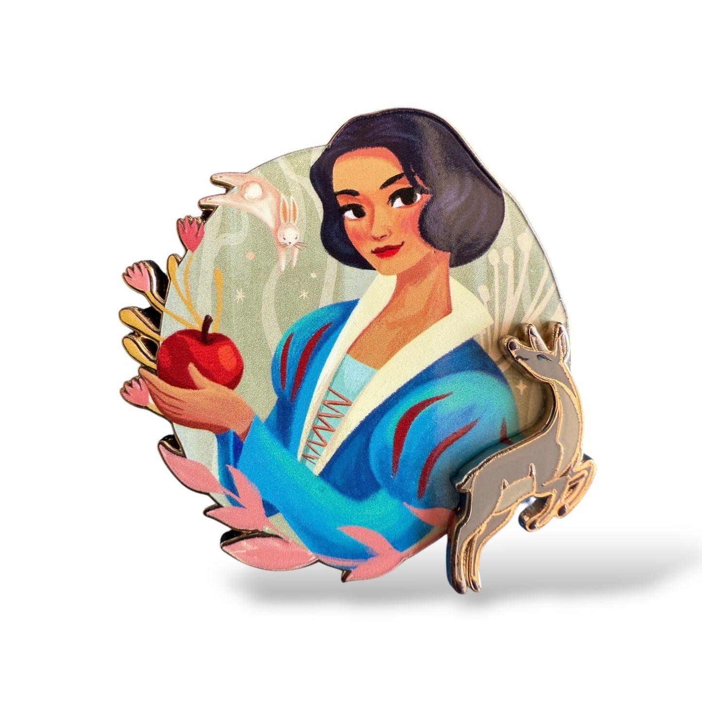 DSSH Snow White Holding Red Apple Pin
