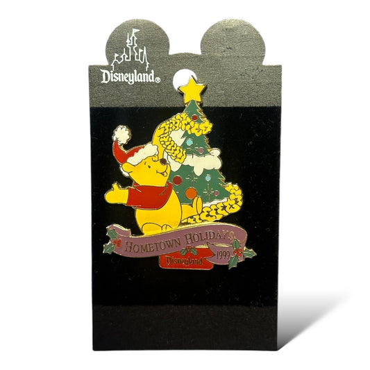 DLR Hometown Holidays 1999 Winnie the Pooh Christmas Tree Pin