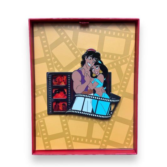 Disney Store Joy on The Screen Aladdin Jumbo Pin