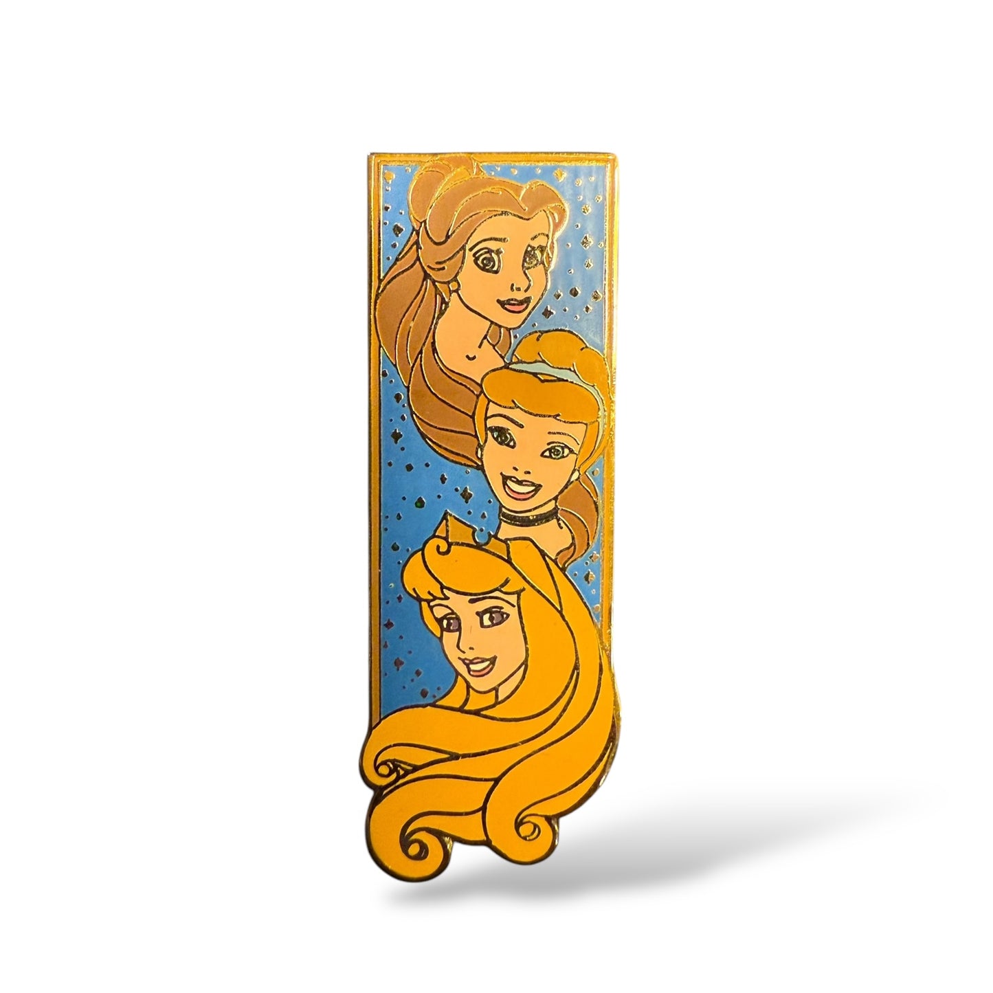 Disney Auctions Aurora, Belle and Cinderella Pin