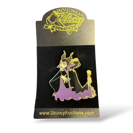 Disney Auctions Maleficent with Diablo on Shoulder Looking Away Pin