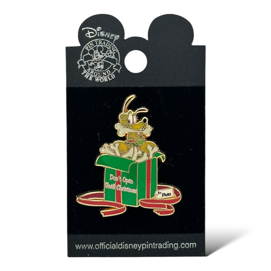 WDW Spectacle of Pins 2005 Early Registration Pluto Pin