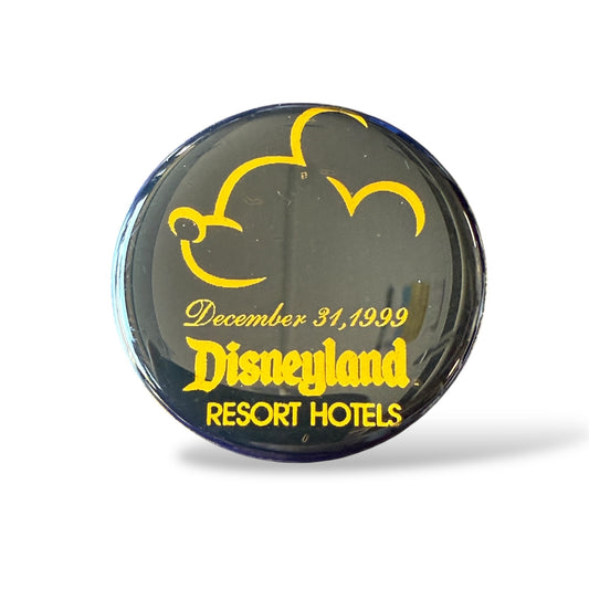 DEC December 31, 1999 Disneyland Resort Hotels Button Pin