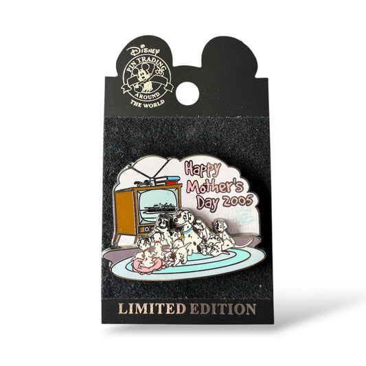 DCL Mother's Day 2005 101 Dalmatians Perdita and Puppies Pin