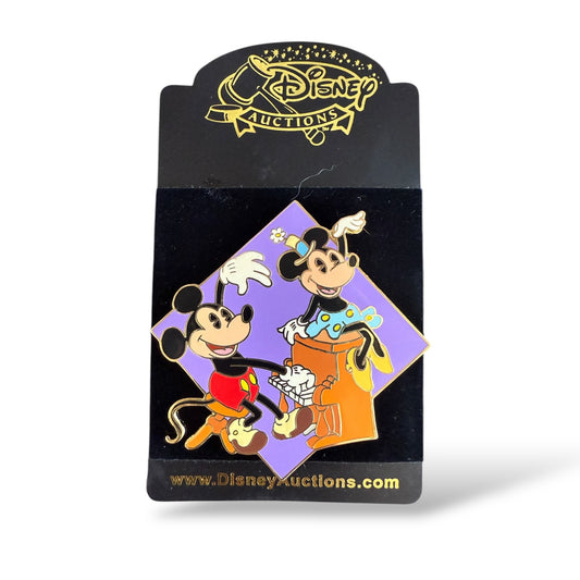 Disney Auctions Classic Mickey Mouse Set Mickey & Minnie Pin