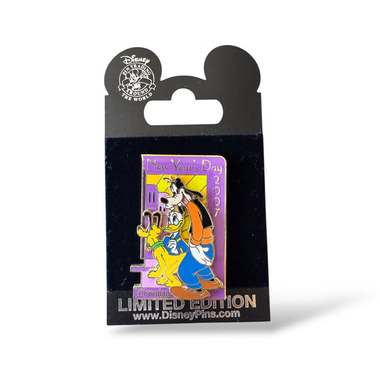 DLR Happy New Year 2007 Puzzle Donald, Goofy and Pluto Pin