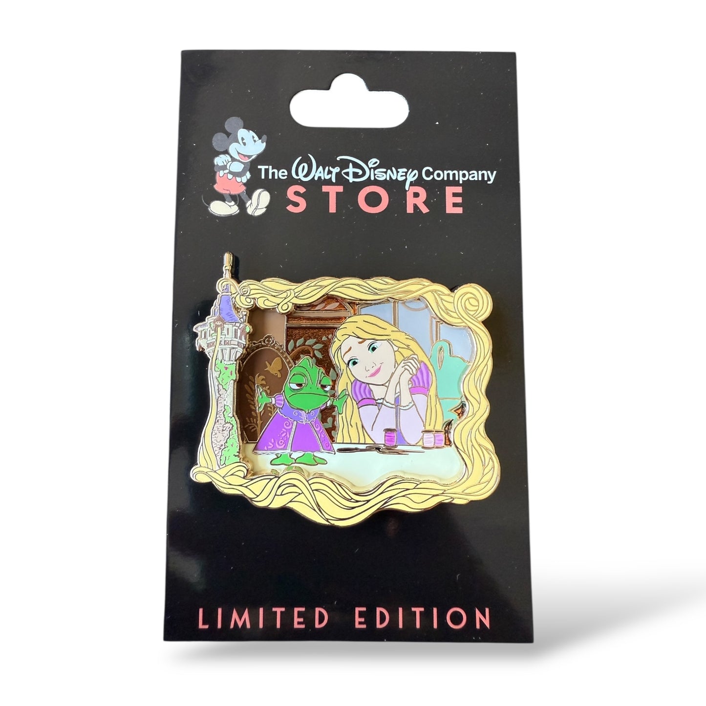 DEC Tangled 15th Anniversary Series Pascal and Rapunzel Dress-Up Time Pin