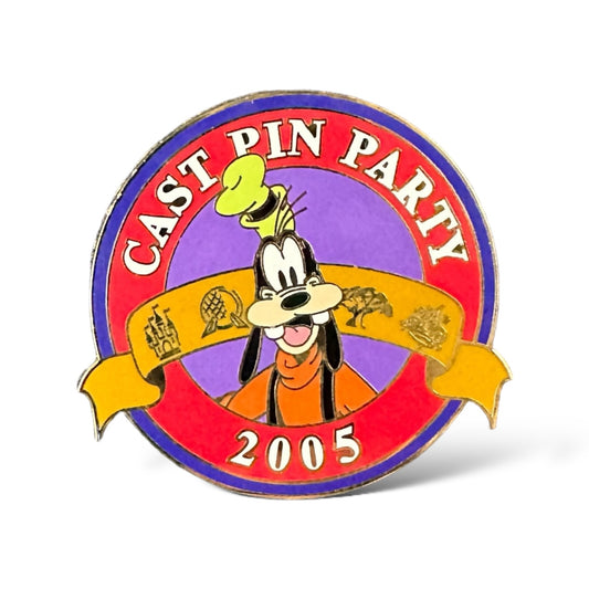 DEC Cast Pin Party Goofy Pin
